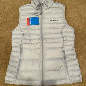 columbia heat seal vest. size M